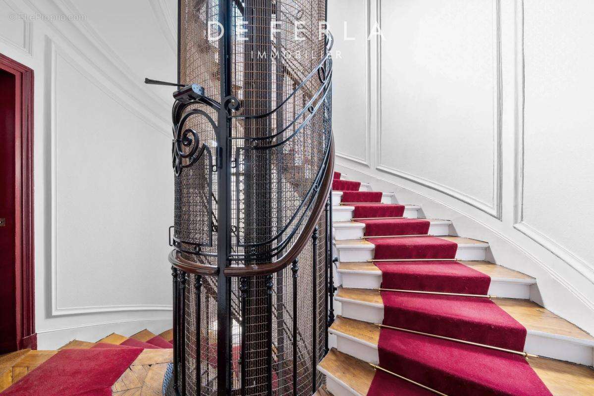 3 pièces d’exception au dernier étage avec balcon – Opéra Garnier, Paris 2ᵉ - photo 9