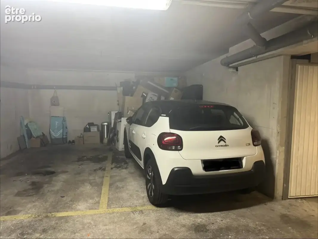 Photo Parking à Nice au prix de 35 000€