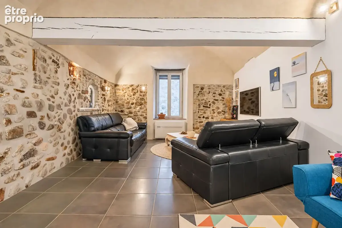 Maison de village en pierre de caractère, proche de Saint-Ambroix - photo 6