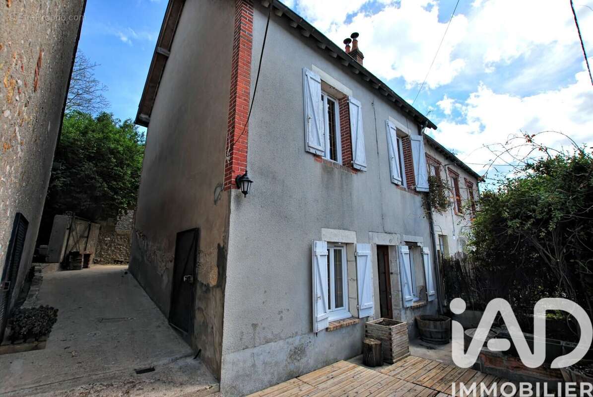 Photo 2 - Maison à OUZOUER-SUR-TREZEE