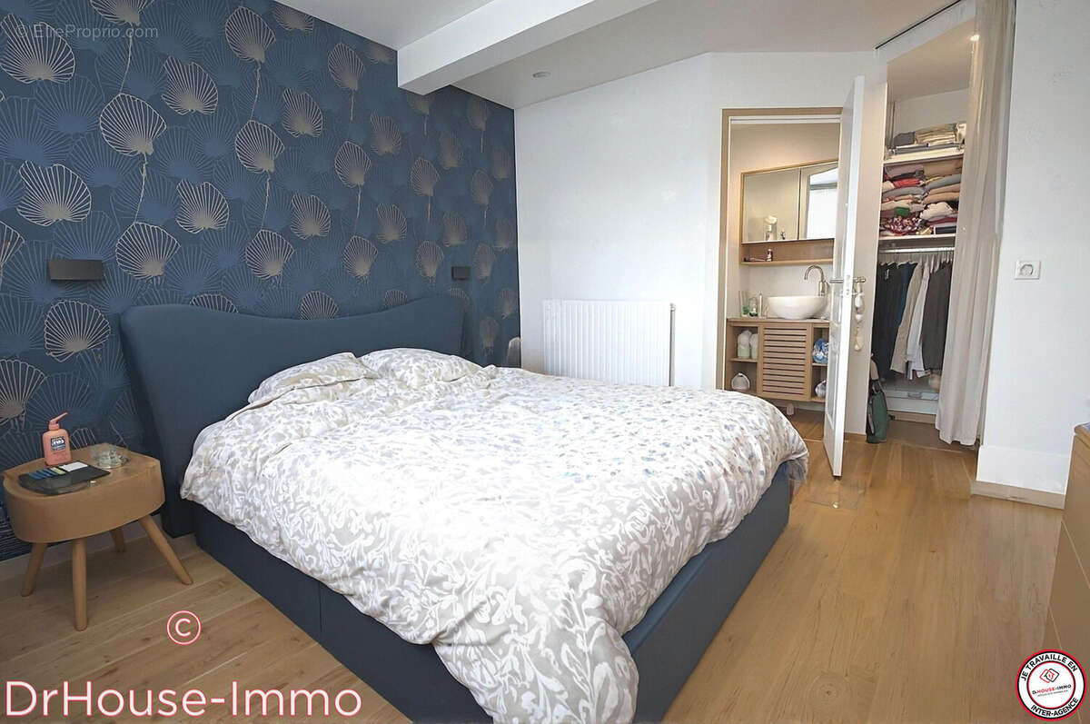 Appartement 92 m² à Fontenay-Le-Fleury  - photo 9