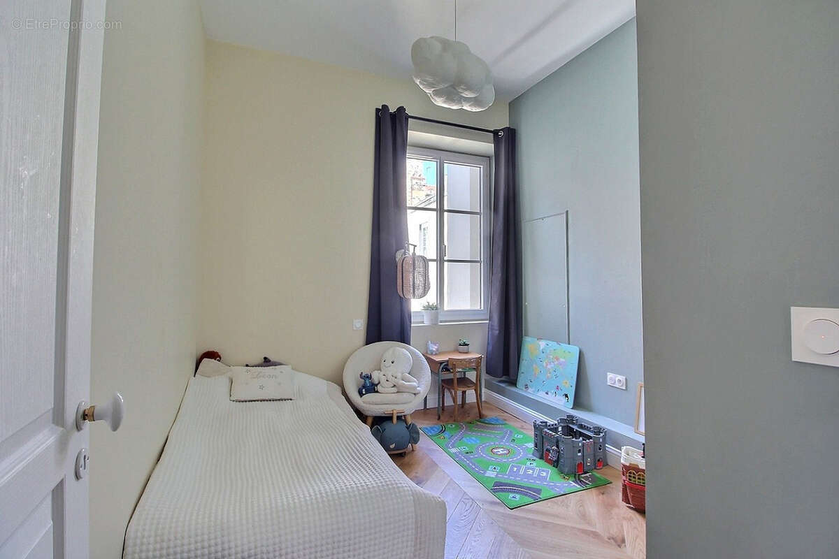 Appartement à LYON-6E