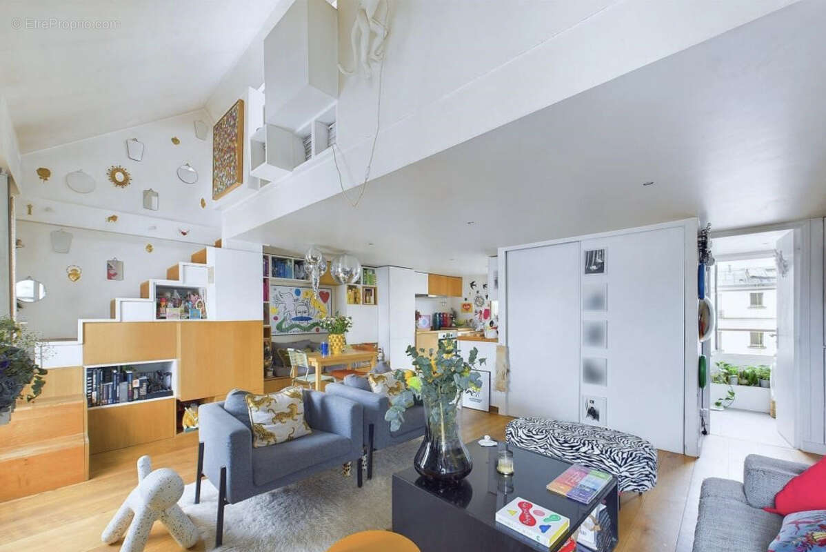Appartement à PARIS-11E