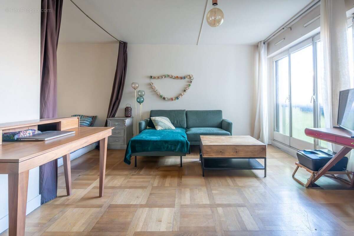 Appartement à PARIS-12E