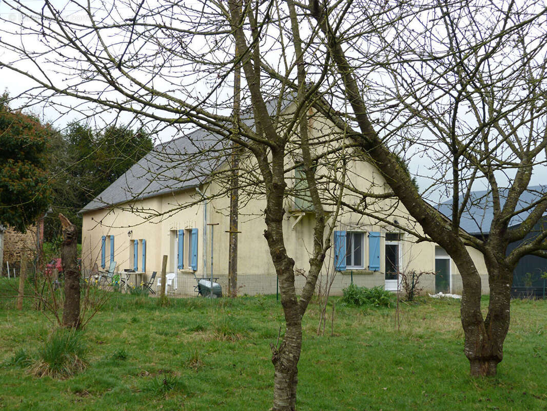 Maison à LIVRE