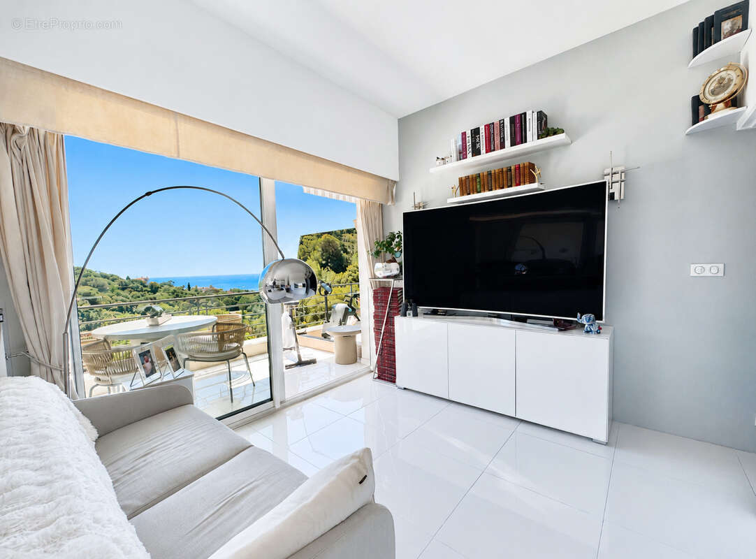2p vue mer panoramique - cannes residentiel - photo 3