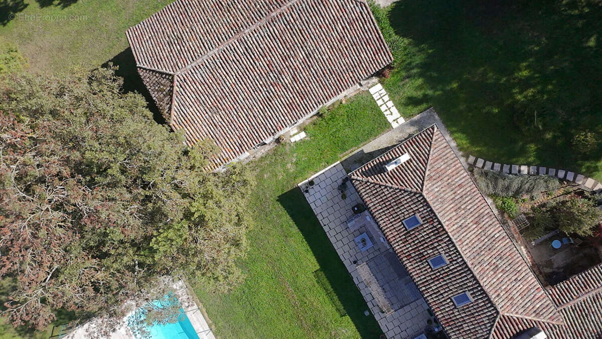 Maison à CASTILLONNES