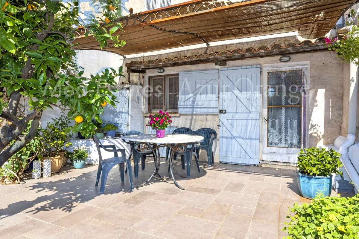 Maison à PLAN-DE-LA-TOUR