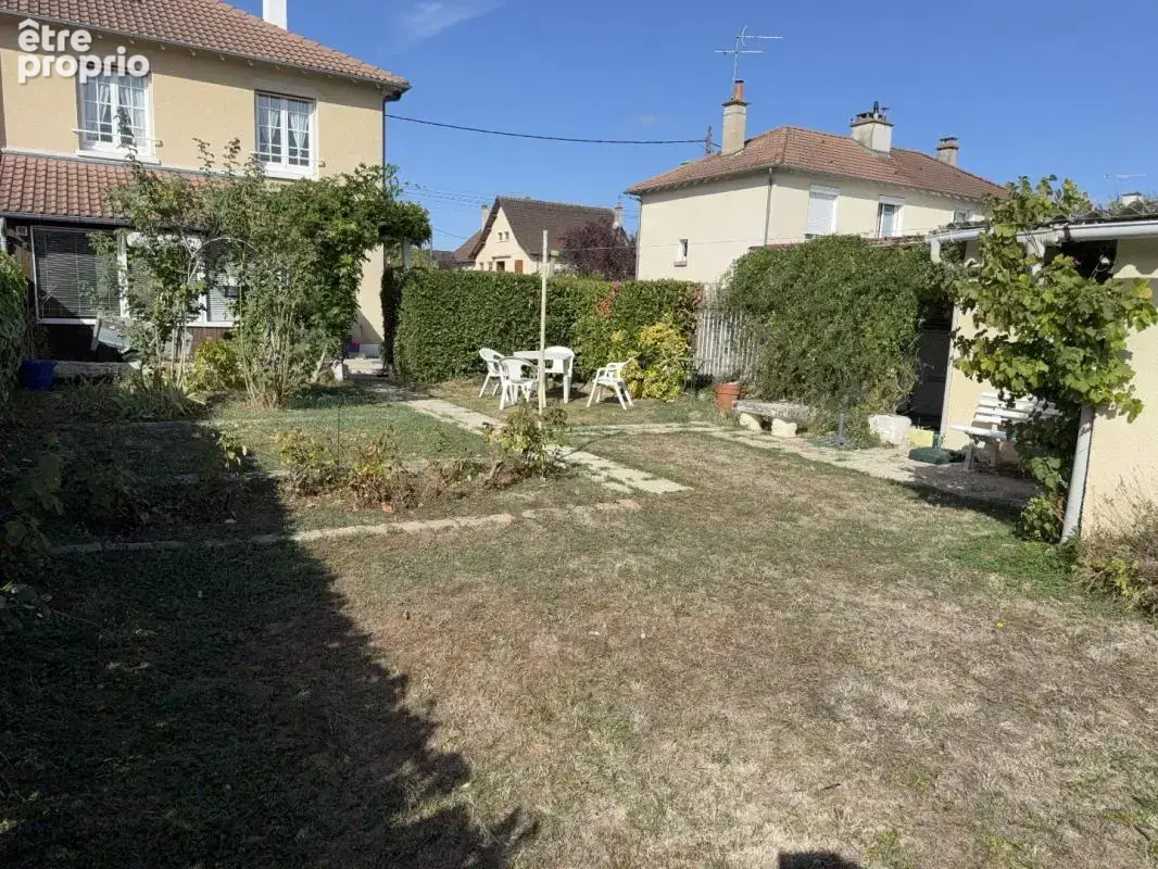 Maison 5 pièces 69 m² à vendre à Saint-Doulchard (18230) - photo 11