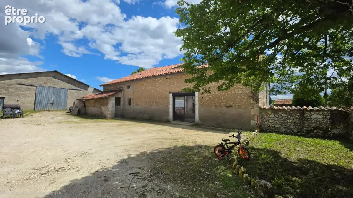 Propriété avec gîte et dépendances, au calme, à 30 min de Périgueux - photo 14