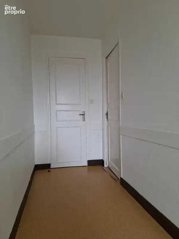 Maison de village à réfraichir, 5 min écoles college, péage, et gare Sncf, 35 min le Mans, 15 min ALENCON avec  jardinet - photo 4