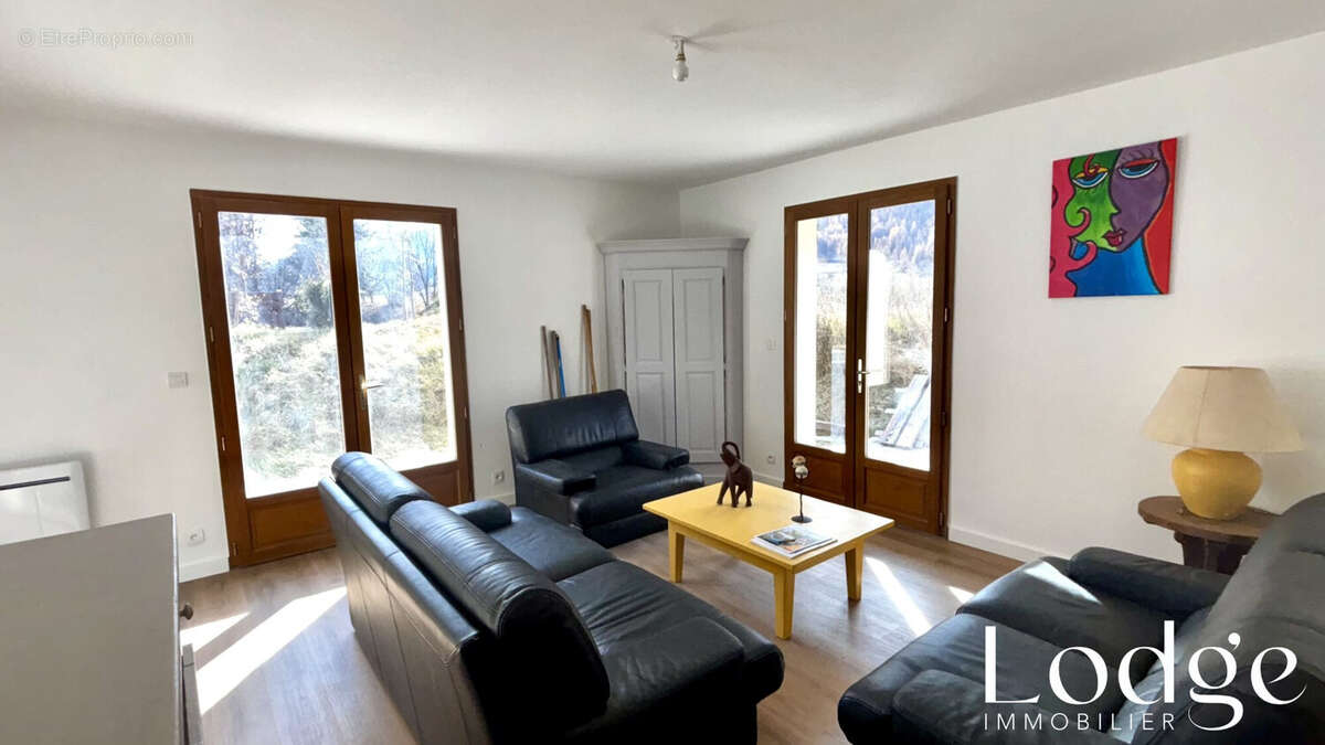 Appartement à LE MONETIER-LES-BAINS