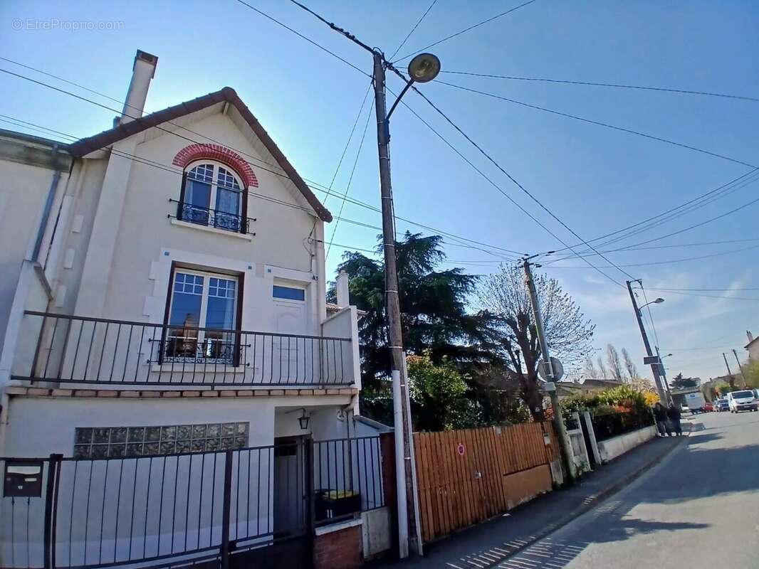 Maison à CARRIERES-SUR-SEINE
