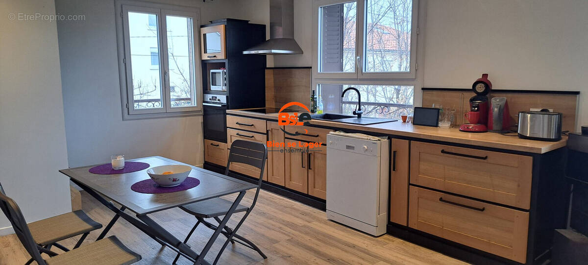 BSLE Agence immobilière Bien Se Loger Ensemble Cébazat -  IMMOBILIER MAISON RIOM 3 CHAMBRES GARAGE  JARDIN - Maison à RIOM