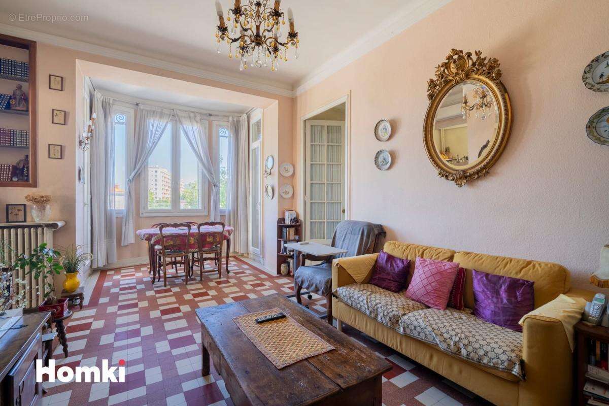 Appartement T3 de 84 m² à Marseille 13004, Boulevard Chave - photo 2