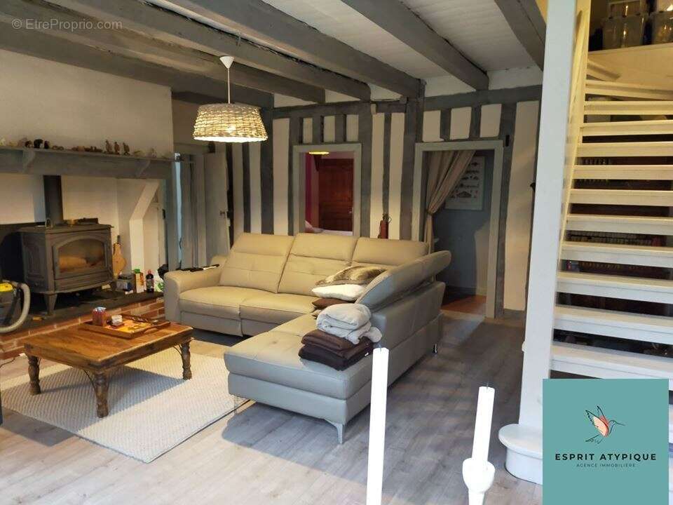 Maison à PARENTIS-EN-BORN