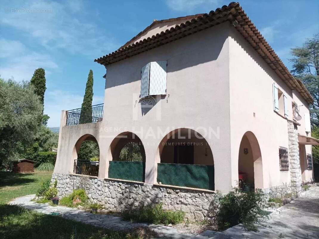 Maison à LE ROURET