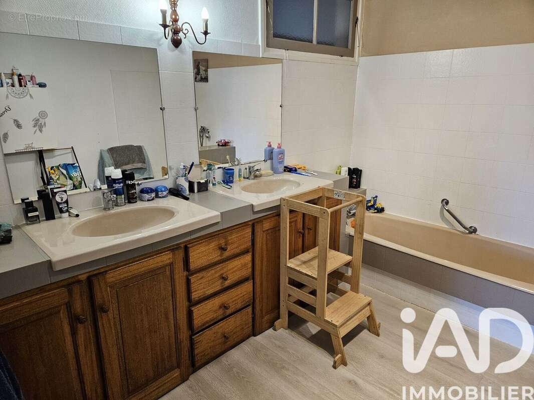 Maison 238 m² à Angeville  - photo 5