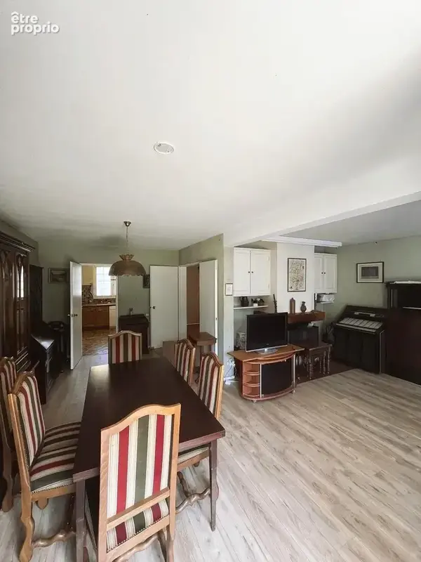 Maison 6 pièces 117 m² à vendre à Les Clayes-Sous-Bois (78340) - photo 2