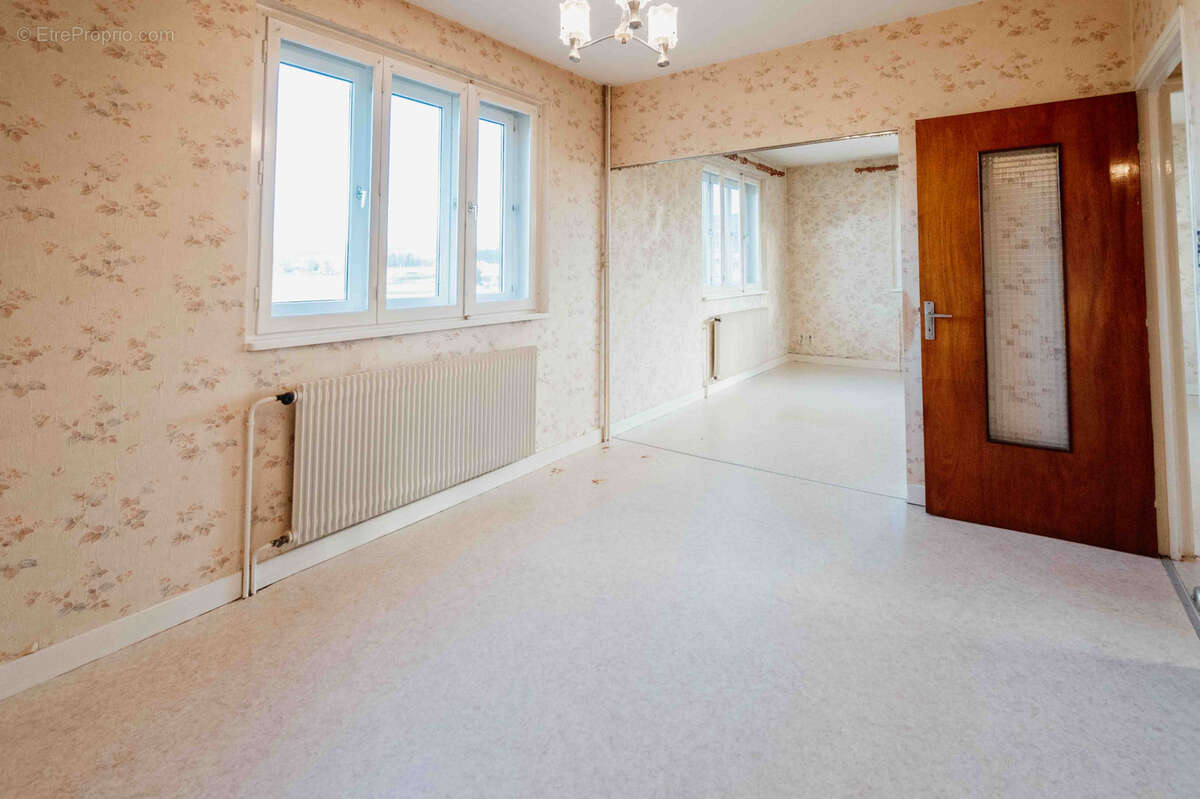 Maison à LA LONGEVILLE