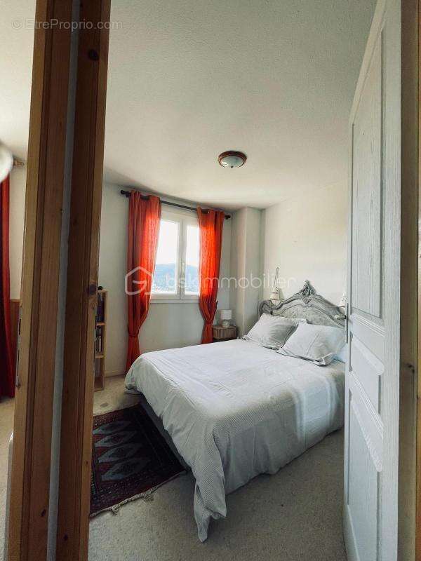 Maison à LES ANGLES