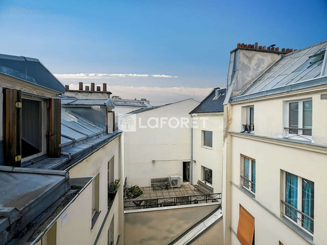 Appartement à PARIS-10E