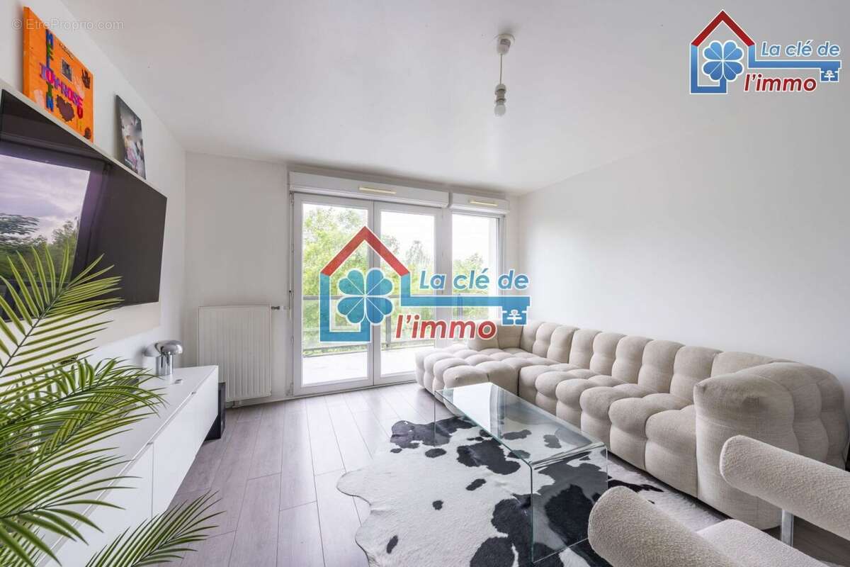 Appartement à MOISSY-CRAMAYEL