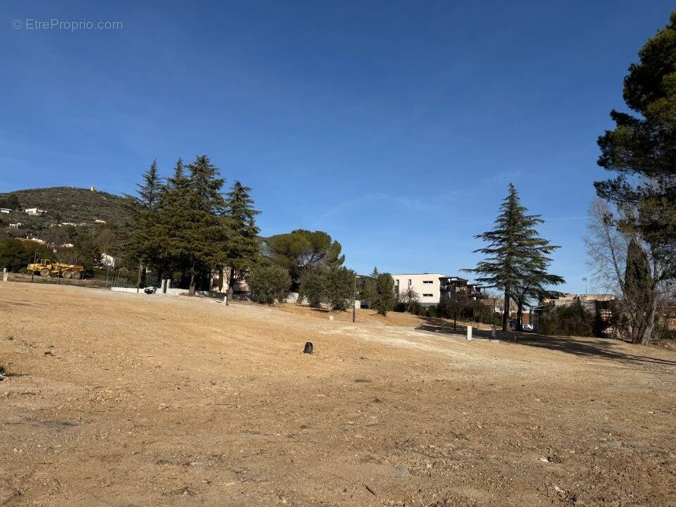 Terrain à MANOSQUE