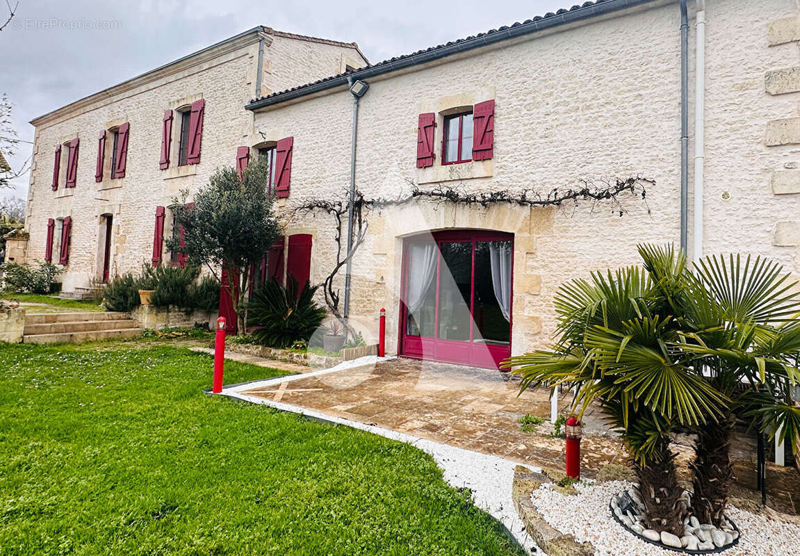 Maison à VILLIERS-EN-PLAINE