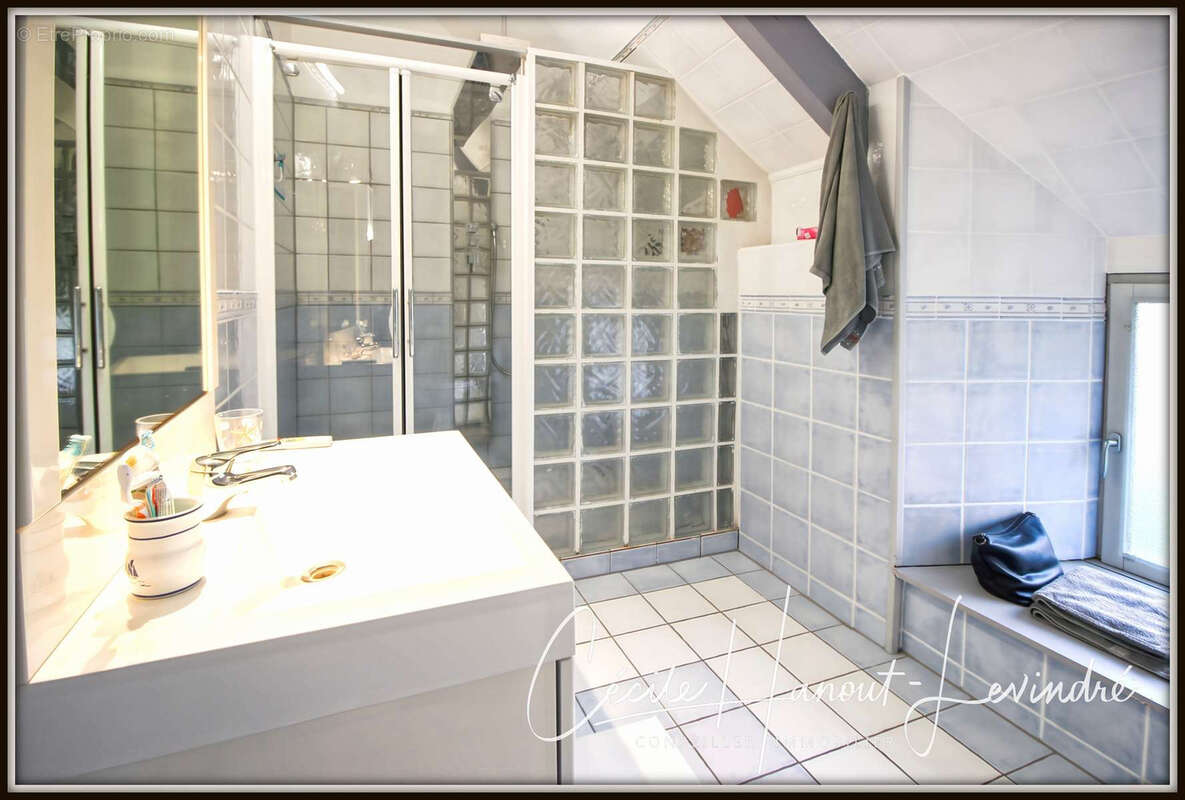 Maison à CHATEAUNEUF-D'ILLE-ET-VILAINE