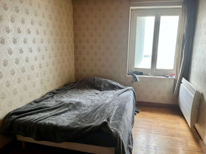 Maison à LES MAGNILS-REIGNIERS