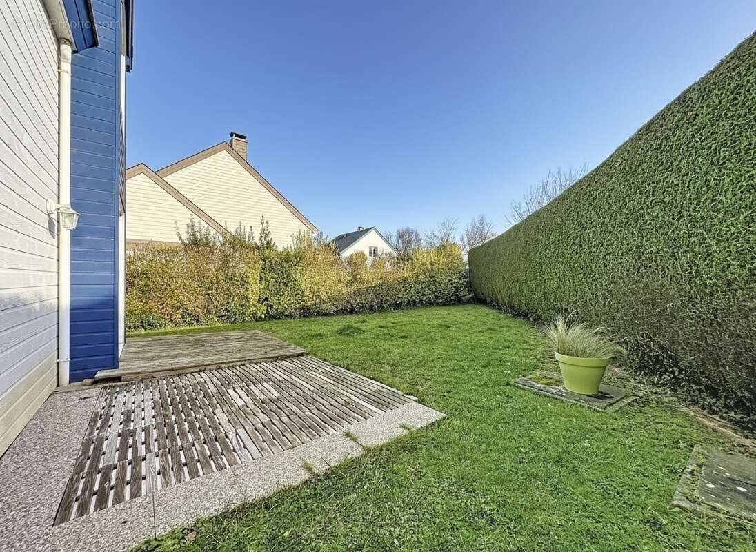 Maison à HEROUVILLE-SAINT-CLAIR
