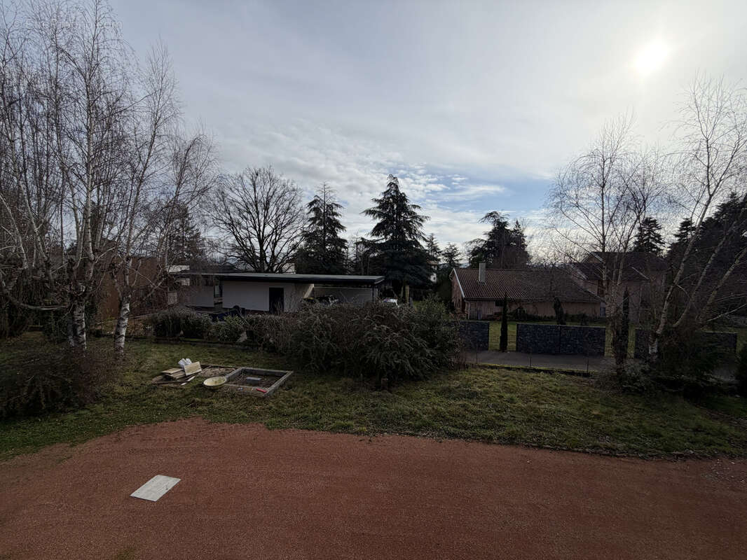 Maison à RIORGES