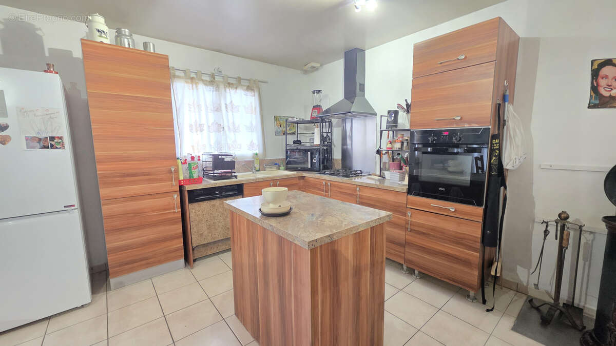 Maison à CHARVIEU-CHAVAGNEUX