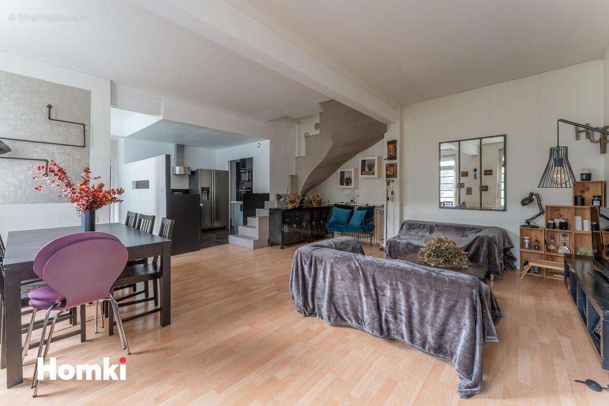 Appartement à BORDEAUX