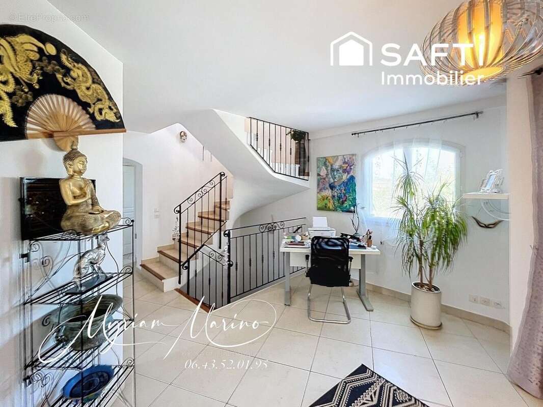 Maison 220 m² à Frejus  - photo 6