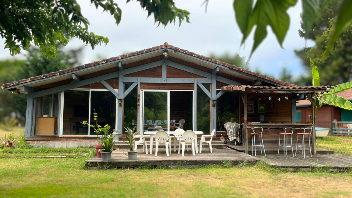 Maison à VIELLE-SAINT-GIRONS