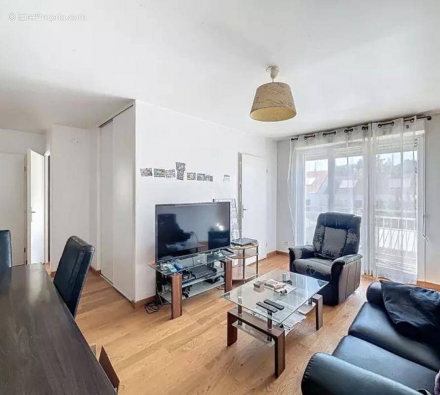 Appartement à SAINT-FARGEAU-PONTHIERRY