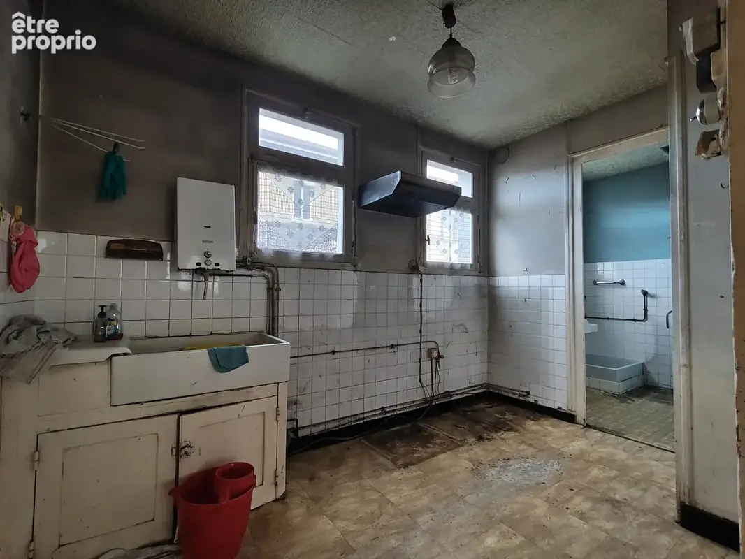 SAINT-CLAIR-DE-LA-TOUR   Maison à rénover de 78 m2 au calme - photo 8
