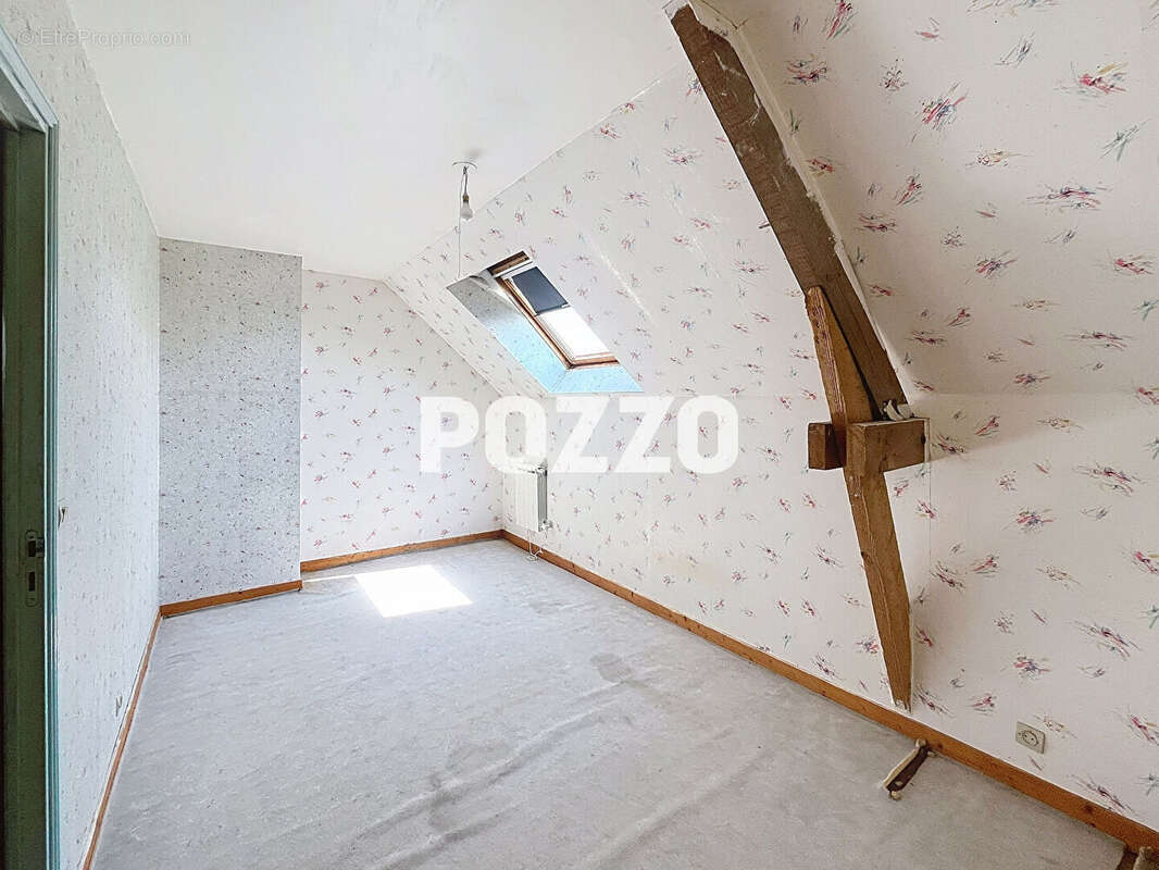 Maison à SAINT-GEORGES-D&#039;ELLE