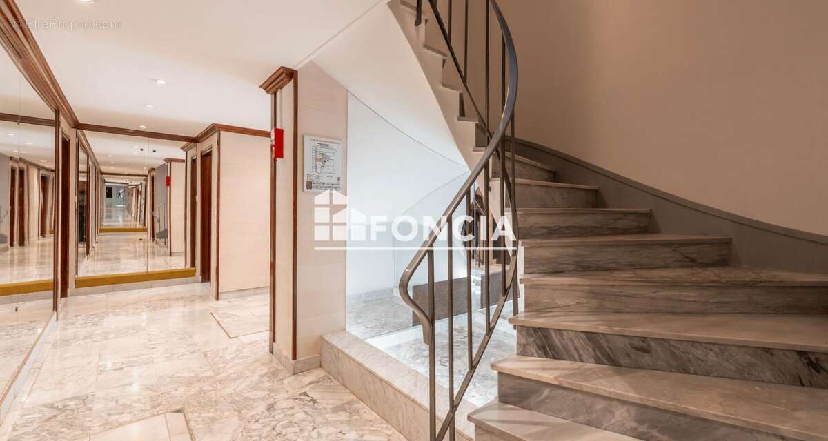 Appartement à LE CHESNAY