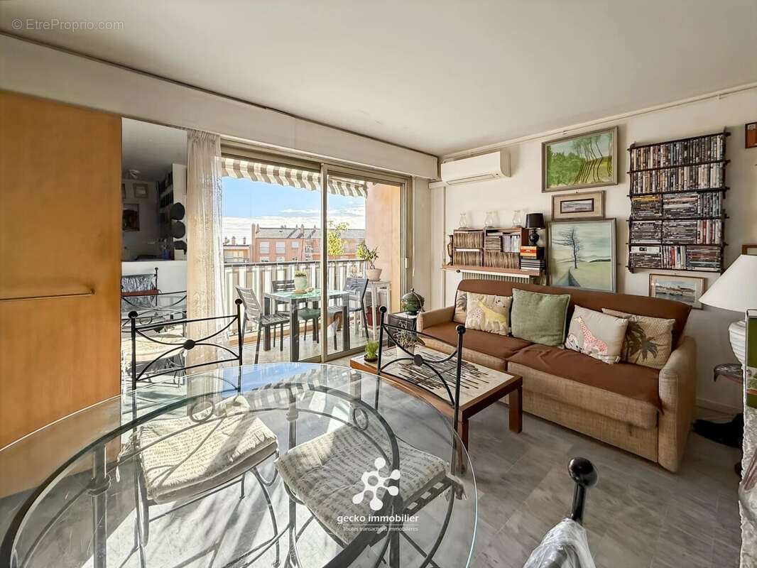 Appartement à VENCE
