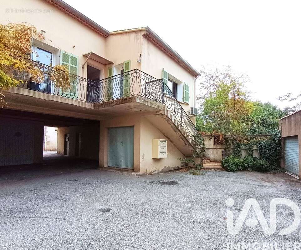 Photo 2 - Maison à LE LUC