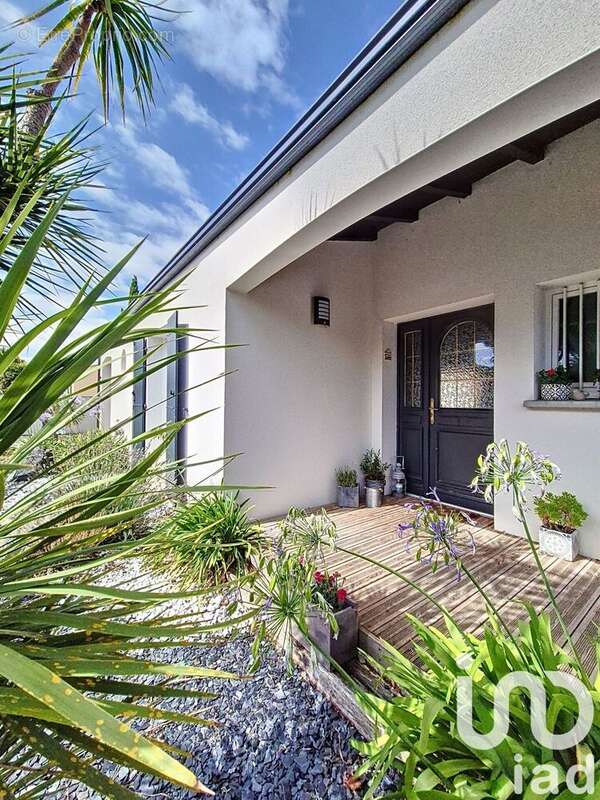 Photo 2 - Maison à NUAILLE-D'AUNIS