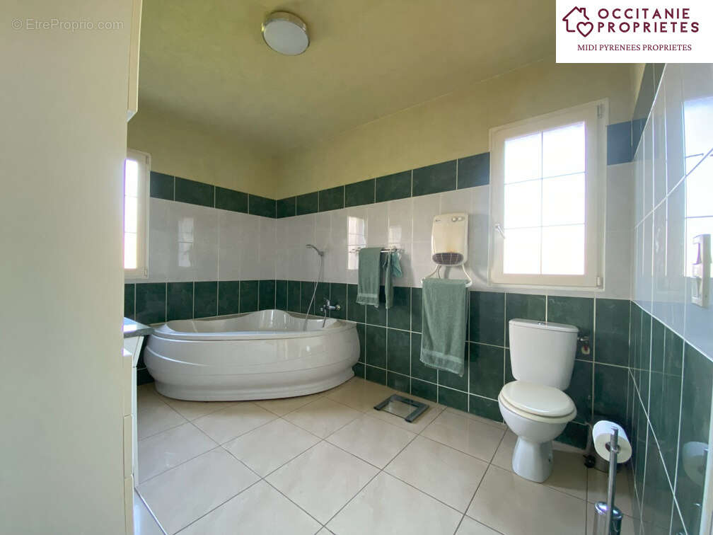 Maison à FRONTIGNAN-SAVES