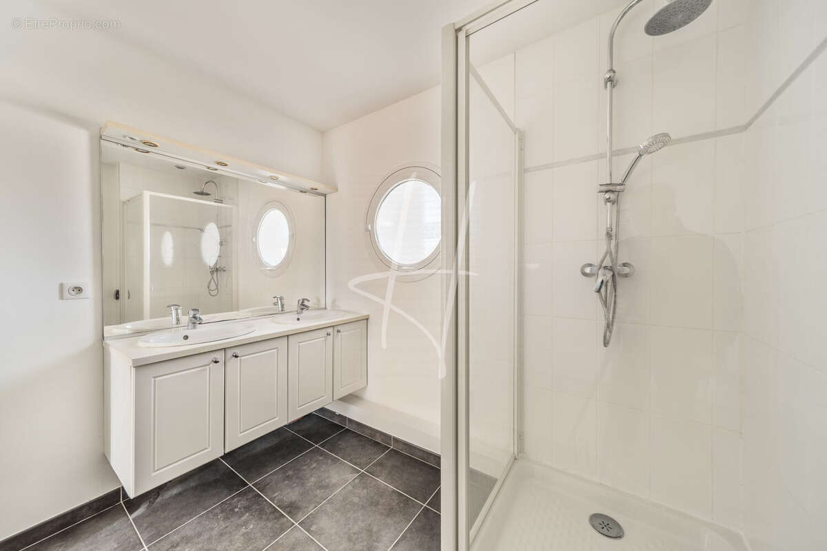 Maison à HUSSIGNY-GODBRANGE