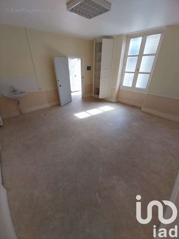 Photo 4 - Maison à MONTMORILLON