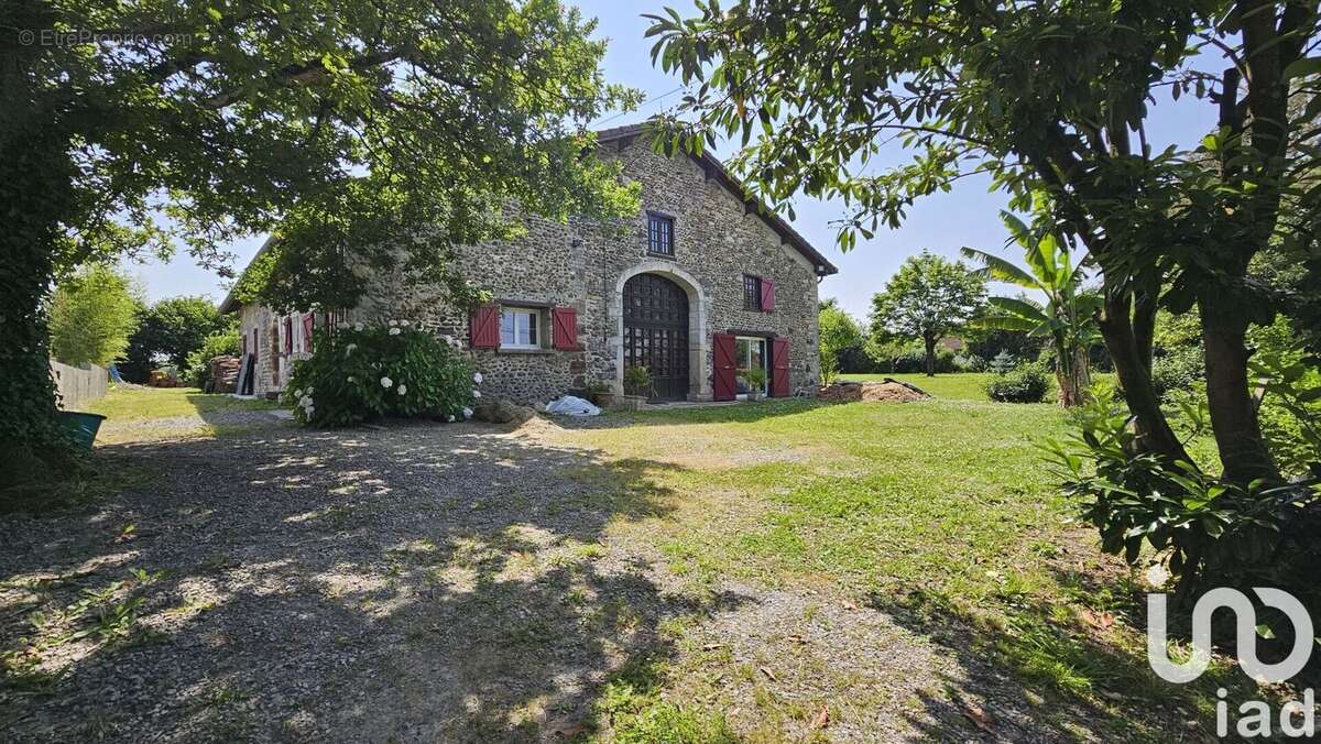Photo 2 - Maison à SAINT-PE-DE-LEREN