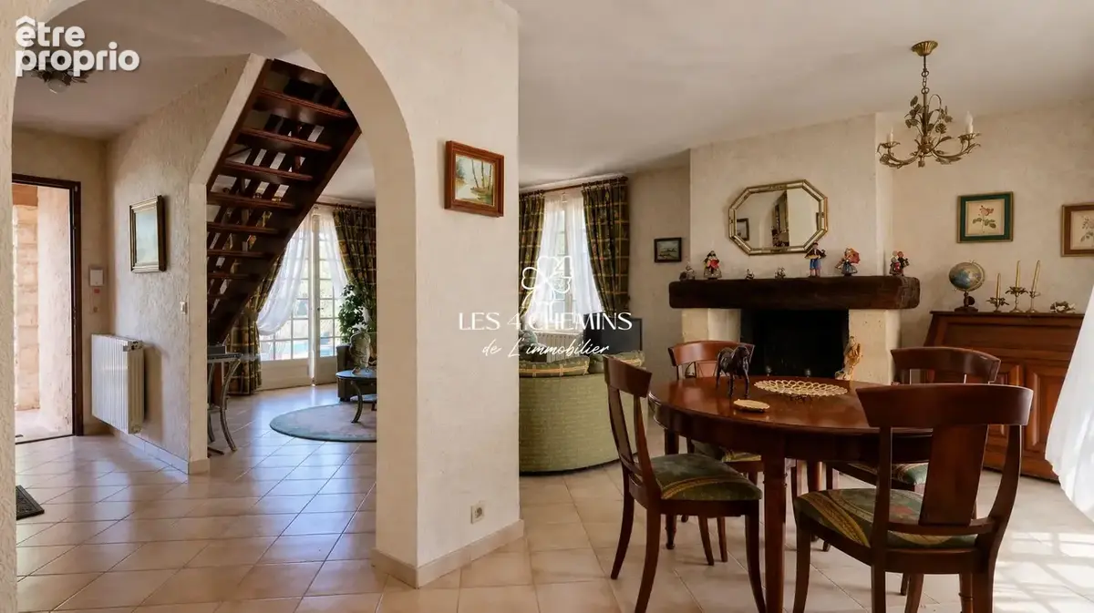 Villa  à rénover de 6 pièces d'environ 185 m2 sur 698 m2 proche mer et commerces - photo 6