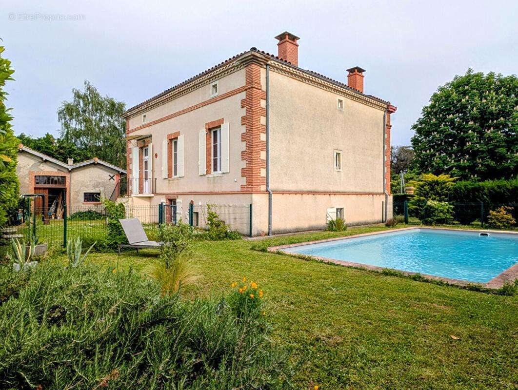 Maison à CAZERES